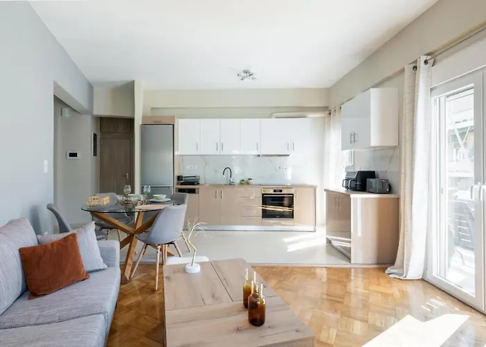 Helios Sunny Comfortable Apartment